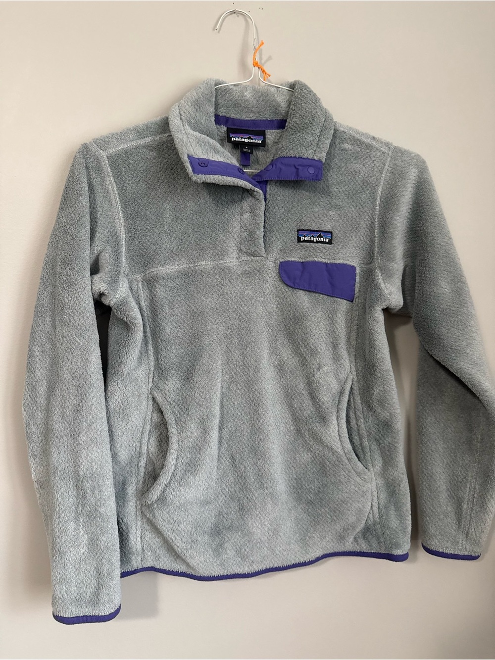 Patagonia Women’s Gray/Purple Snap Fleece Pullover Size Small